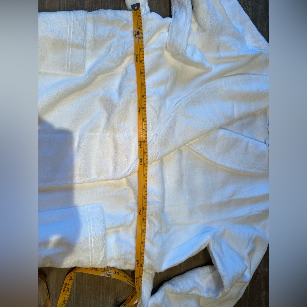 Soma Spa Terry robe. NWT size L/XL - Picture 10 of 16
